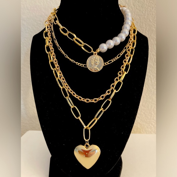 Fashion Chunky Gold Tone Heart Pendant Necklace Statement - Picture 2 of 3